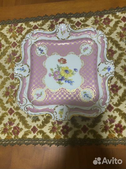 Антикварная тарелка