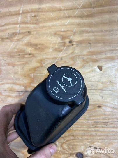 Бачок гидроусилителя Chevrolet Captiva C140 LE9