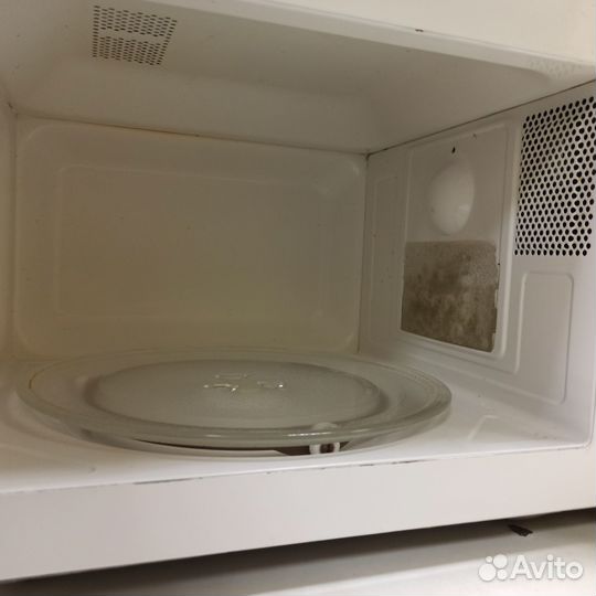 Микроволновка Rolsen