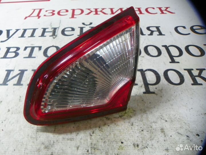 Фонарь задний внутренний правый Nissan Qashqai+2