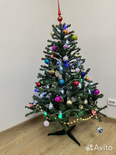 Елка искусственная