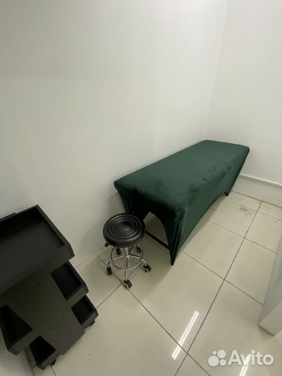 Аренда места бровиста/визажиста