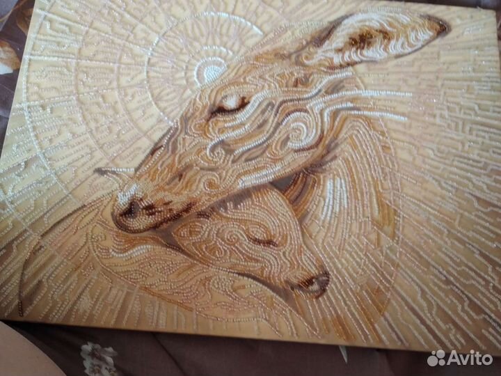 Картина вышитая бисером