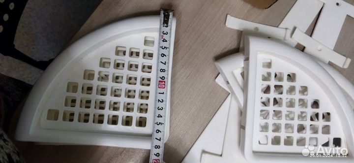 Угловые полки пластик