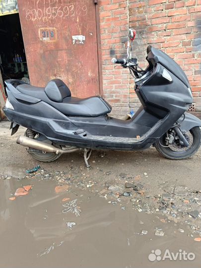 Yamaha majesty250