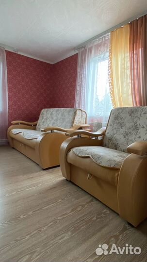 Продам диван с креслом