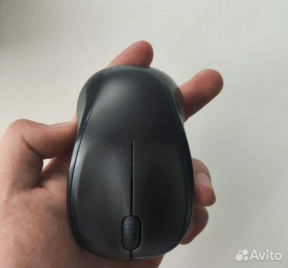 Мышка Logitech M235