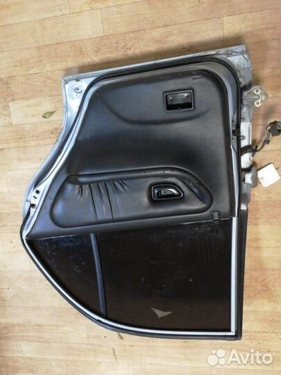 Дверь боковая задняя правая Hyundai Sonata Y3