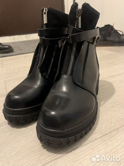 Ботинки новые 38 размер