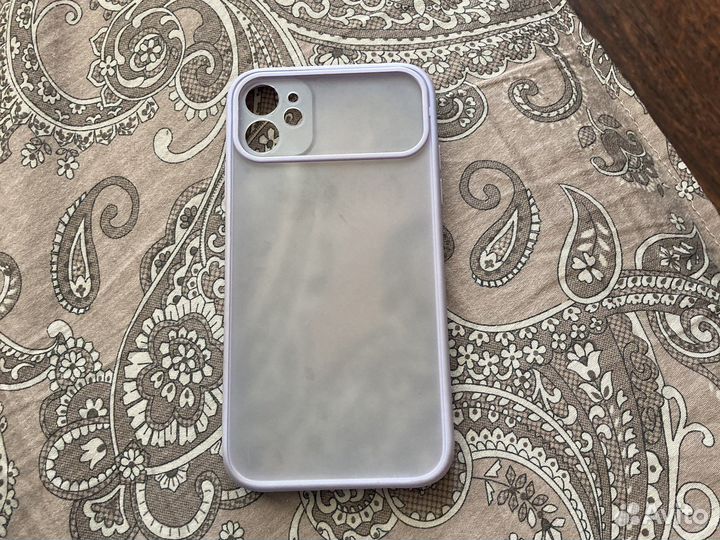 Чехол на iPhone 11