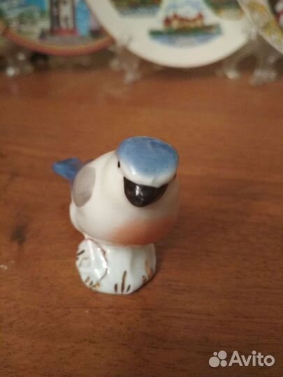 Статуэтка фарфор СССР птица снегирь