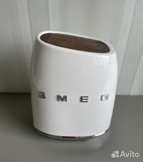 Набор ножей Смег белый ножи Smeg