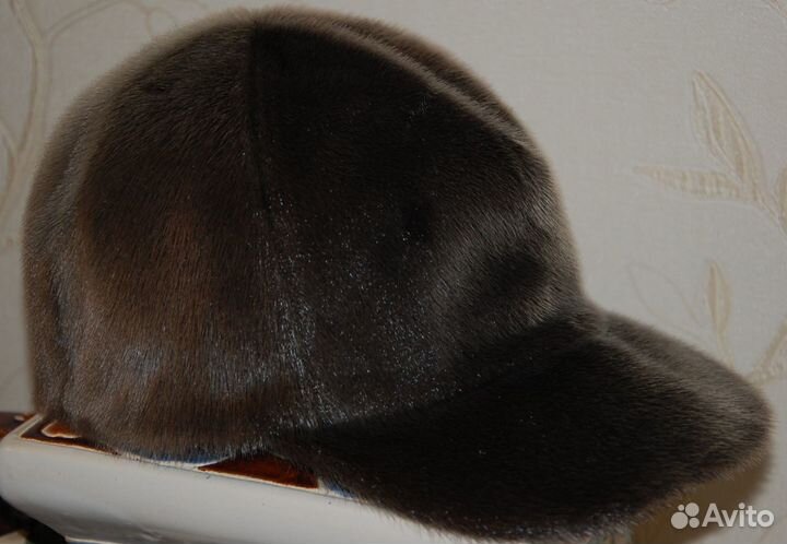 Кепка бейсболка из нерпы