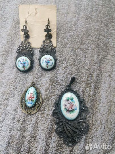 Старинные серьги и кулоны