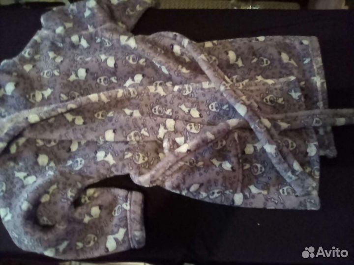 Халат теплый детский. На ребенка 11лет