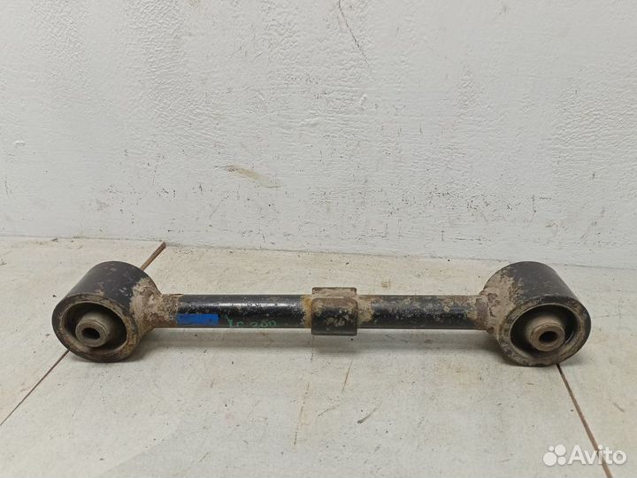 Тяга задняя продольная правая внутренняя