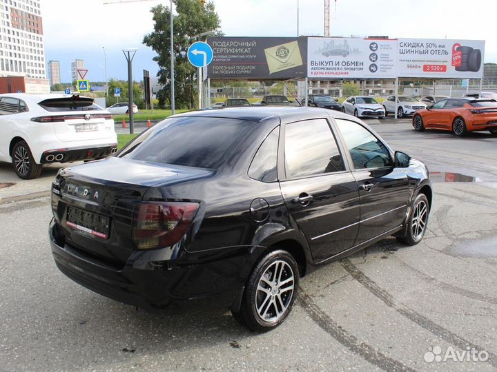 LADA Granta 1.6 МТ, 2022, 7 500 км