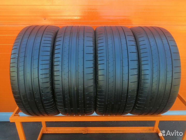 Pirelli P Zero PZ4 265/35 R22 102V