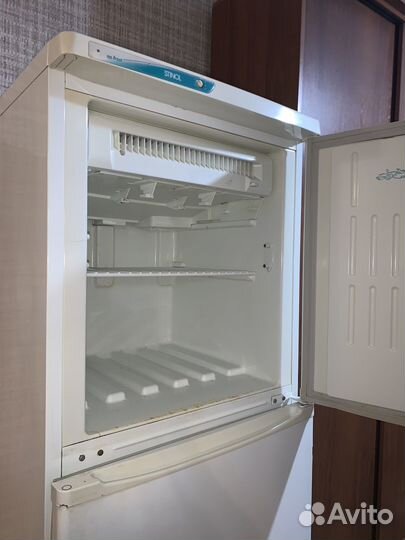 Холодильник Stinol