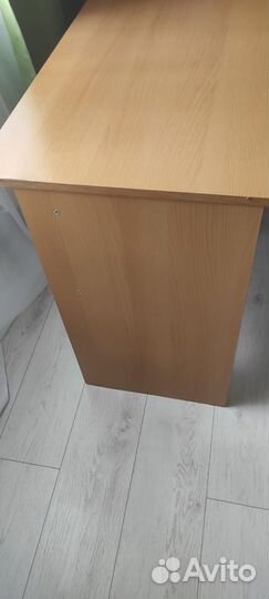 Письменный стол