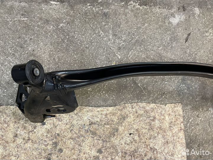 Suzuki Vitara SX4 задняя балка оригинал