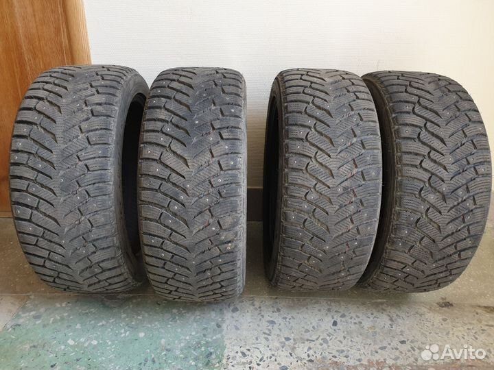 Toyo Observe Ice-Freezer 235/45 R18