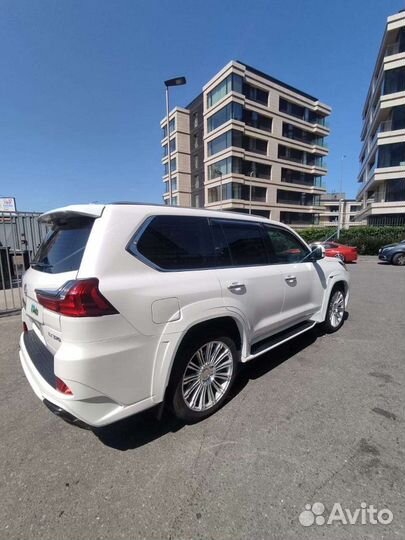 Lexus LX, 2016