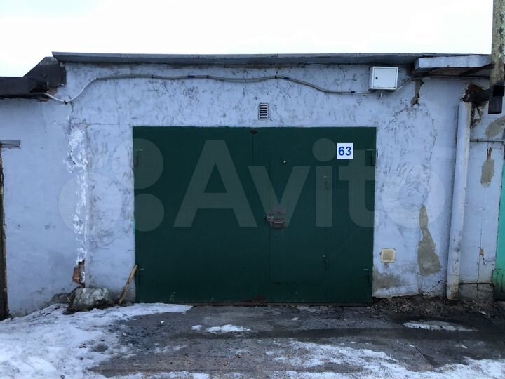 Гараж, > 30 м²