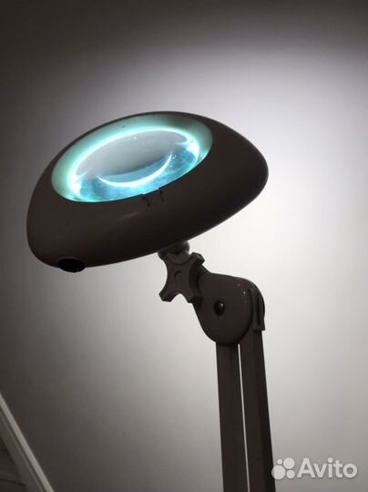 Лампа лупа напольная LED