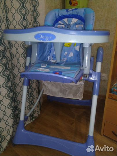 Столик для кормления ребенка