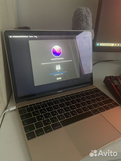 Apple MacBook 12 retina 2016 A1534 на запчасти