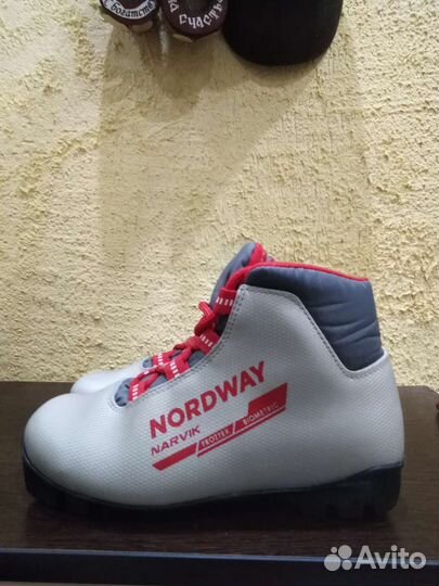 Лыжные ботинки nordway 34р