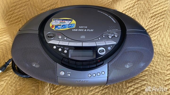 Магнитола Sony