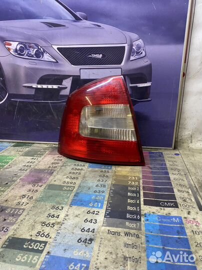 Фонарь задний левый на skoda octavia a7