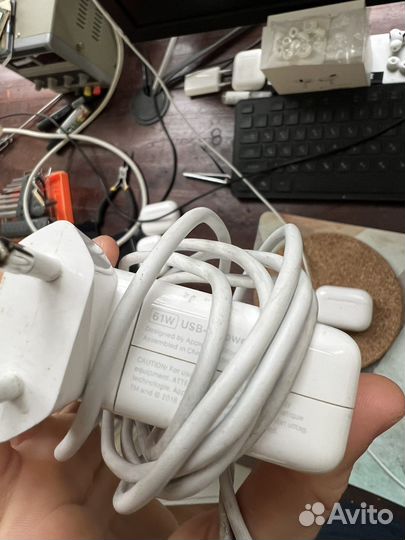 Блок питания Macbook Pro