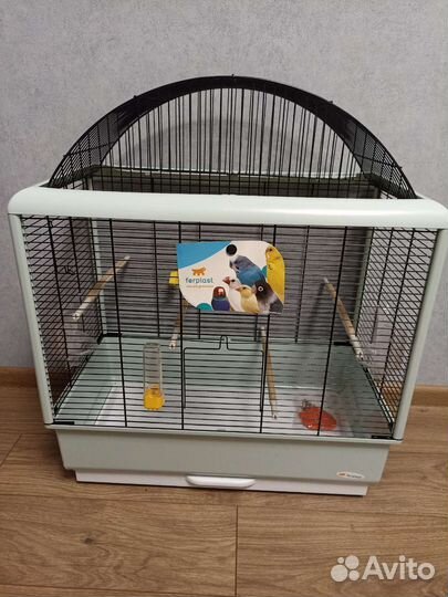 Большая клетка для птиц