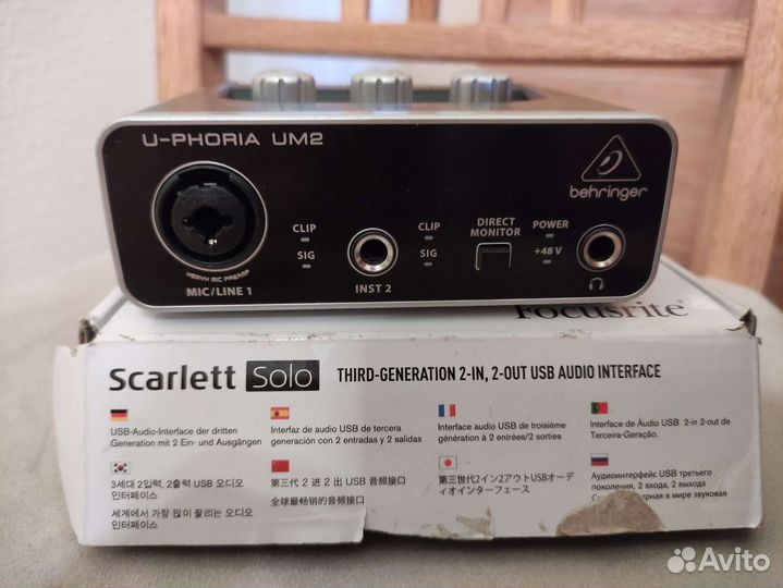 Внешний аудиоинтерфейс Behringer UM2