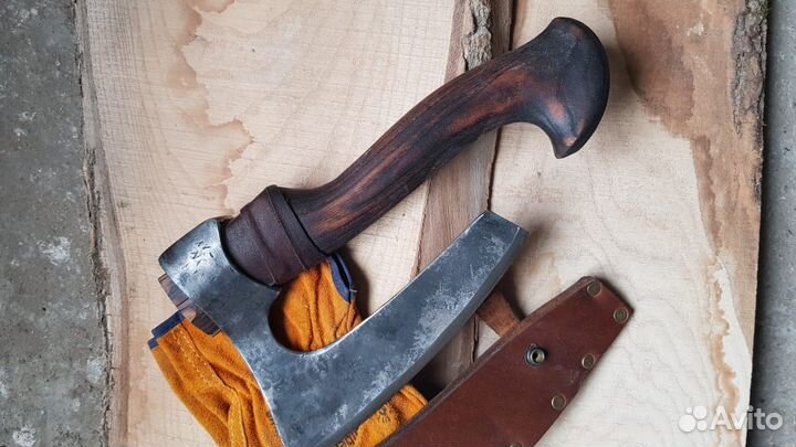 Топор кулачный