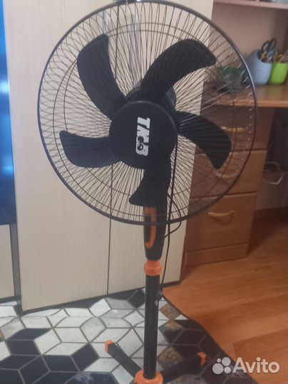 Вентилятор напольный