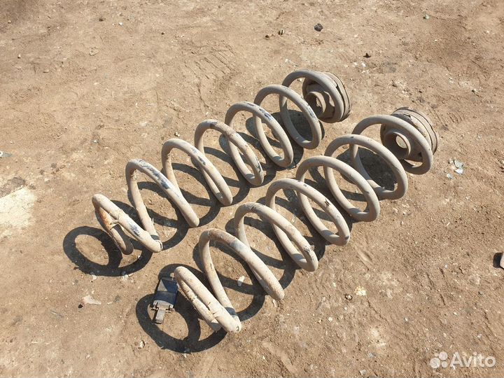 Пружины задние Skoda Octavia Tour A4 Октавия A4