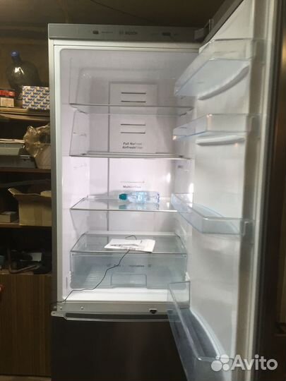 Продам холодильник bosch kgn39vl