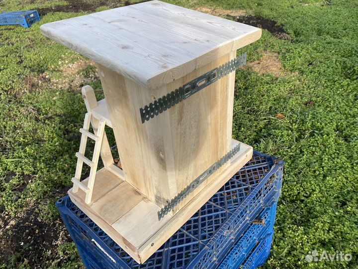 Бельчатник кормушка