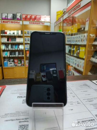 iPhone X, 256 ГБ