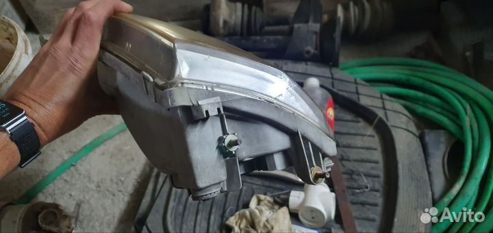 Фара 3335 Qualis