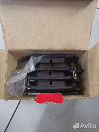 Передние тормозные колодки Toyota