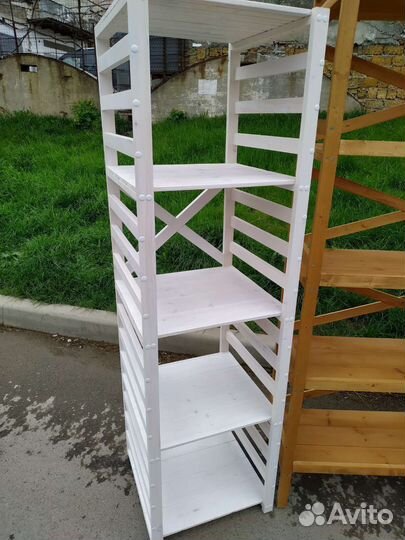 Стеллажи из дерева