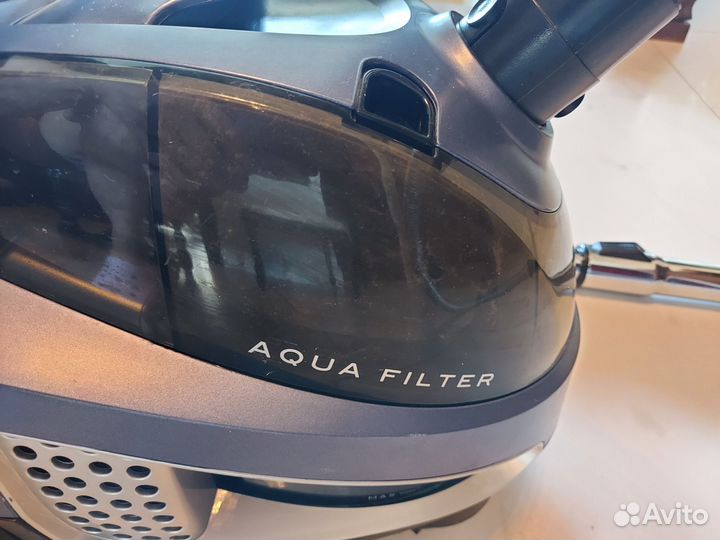 Пылесос с аквафильтром