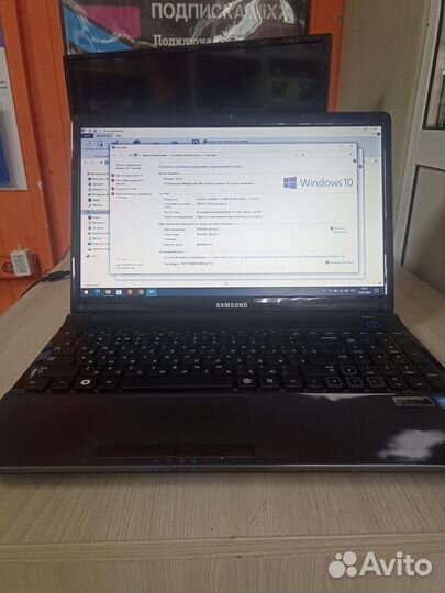 Ноутбук Samsung Np300E5X-U01Ru