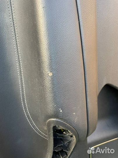 Обшивка двери задняя Ford Mondeo седан 2.5 huba