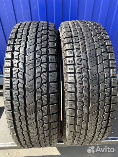 Yokohama Ice Guard SUV G075 215/70 R16